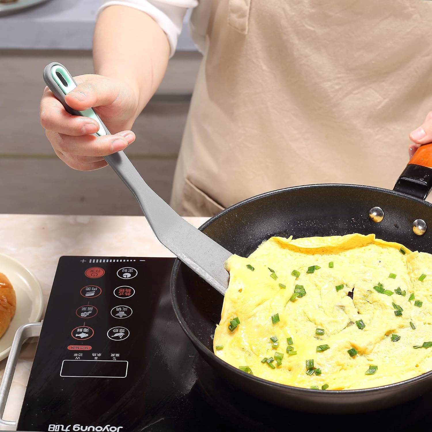 To encounter 5 Pieces Silicone Spatula Set, Non-Stick Silicone Turner Spatulas, Heat Resistance Cooking Utensils, Flip Turner for Fish, Egg, Pancake,Dishwasher Safe, Light Grey - Image 8