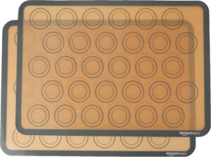 Amazon Basics Silicone Baking Mat f...